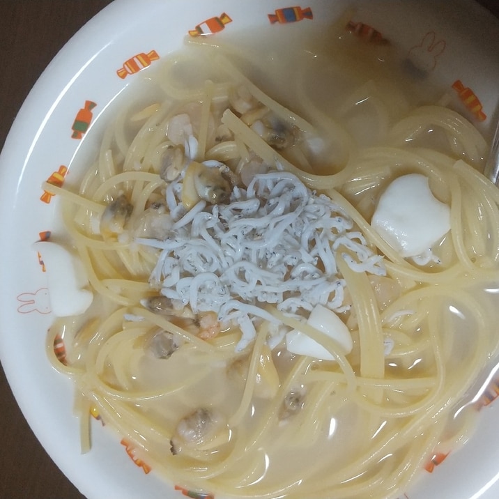 釜揚げしらすのシーフード塩パスタ